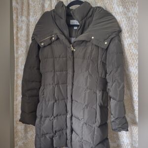 Cole & Hahn Signature Puffer Coat. These coats are to die for. Excellent Conditi